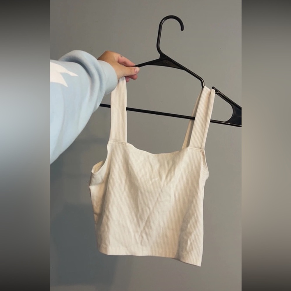 american eagle size small white tank
